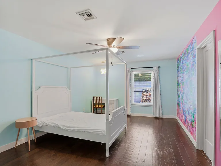 2939 N Manor Dr W — Photo 29