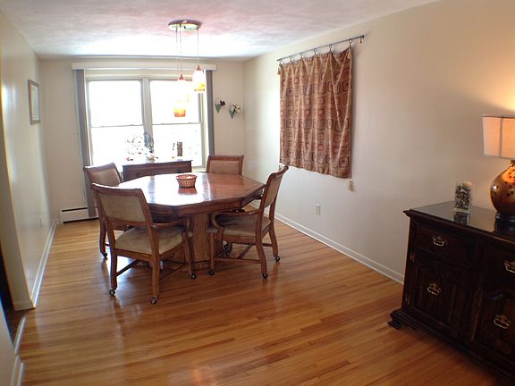 5th image of 150 Noel Dr