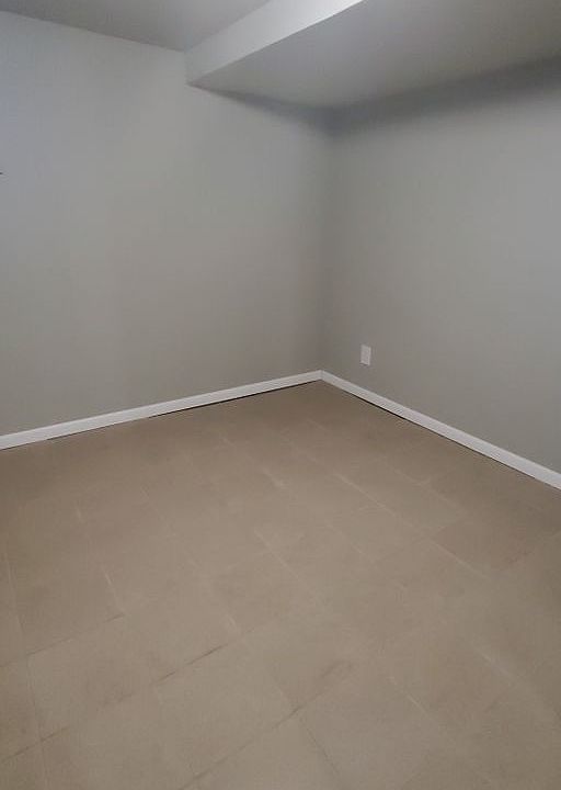 1st image of 524 Porter St