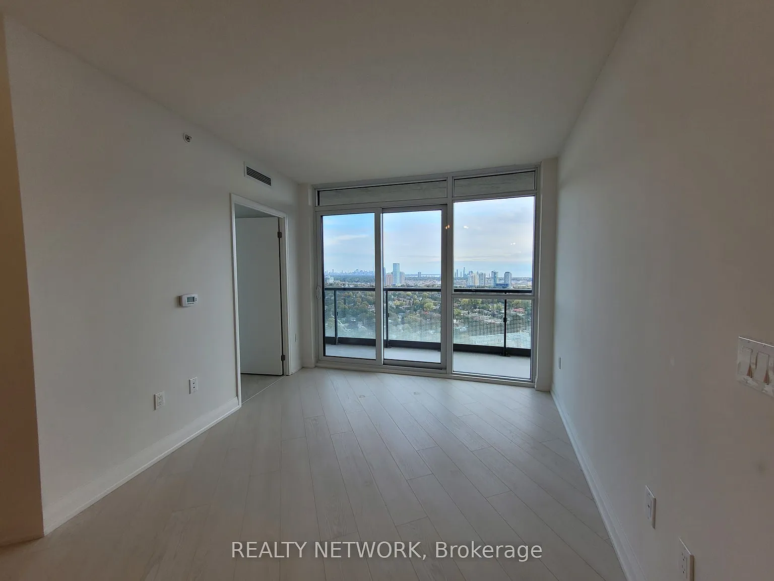 3 bed, $3,250 — Photo 4