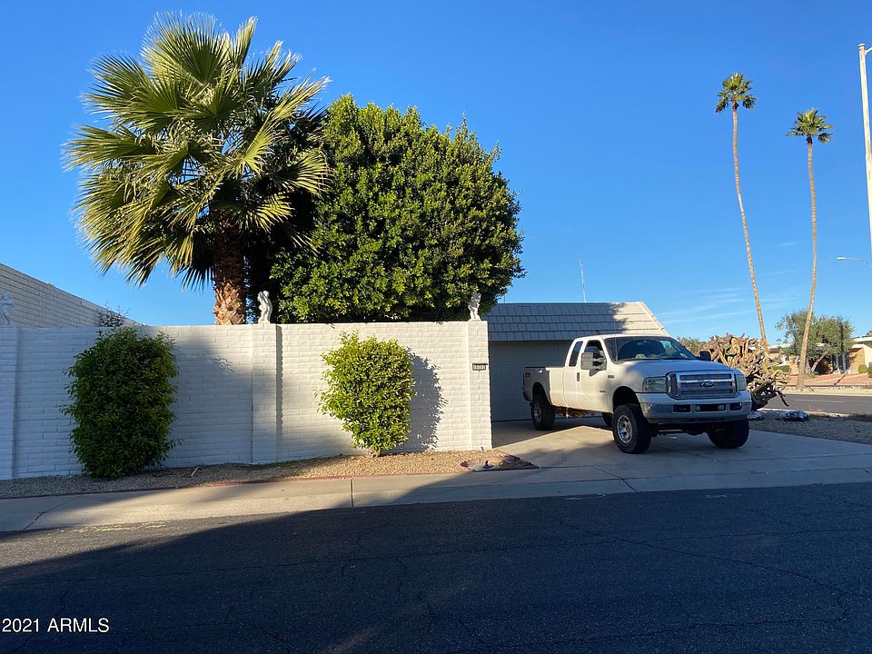 1st image of 10702 W Buccaneer Way