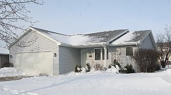 1st image of 707 Oconto Pl