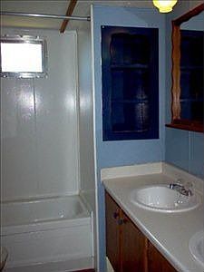 3rd image of 1436 Westshore Dr