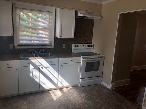 5th image of 525 Pine Ave