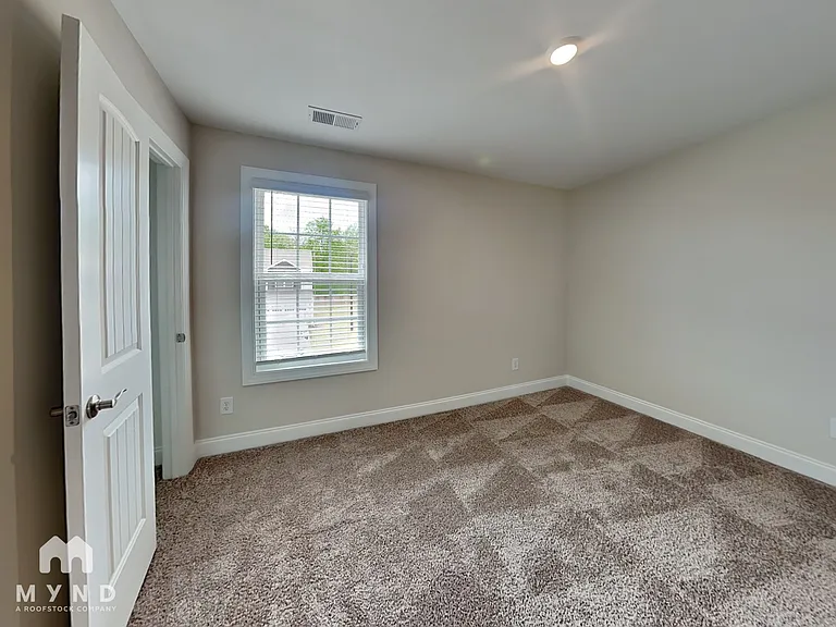 460 Access Dr — Photo 15