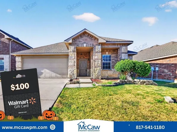 2425 Grand Rapids Dr, Fort Worth, TX 76177