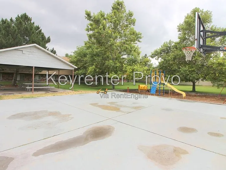 1039 S Freedom Blvd — Photo 6