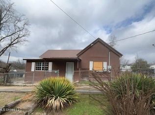 3104 10th St, Meridian, MS 39301