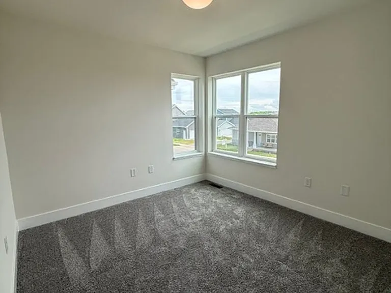 4818 Suelo Rd — Photo 17