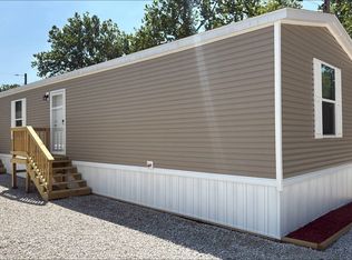 1085 Spring Bay Rd #49R, East Peoria, IL 61611