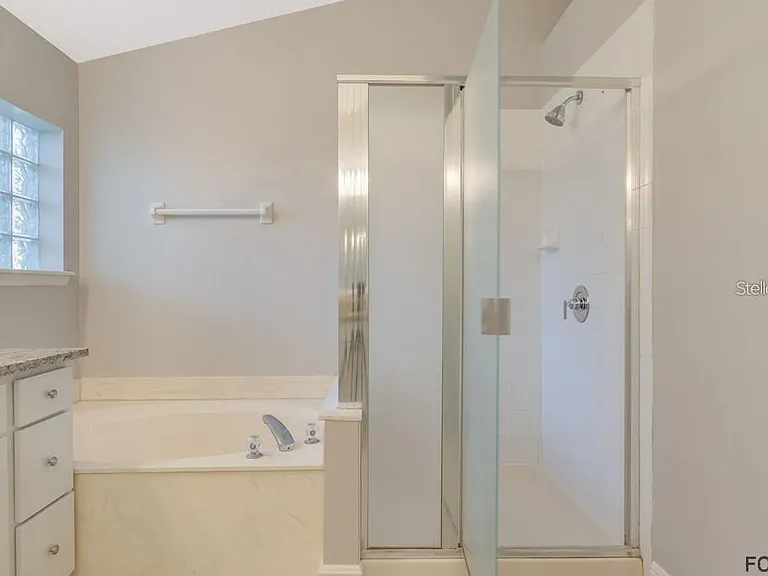 7 Shinnecock Ct — Photo 24