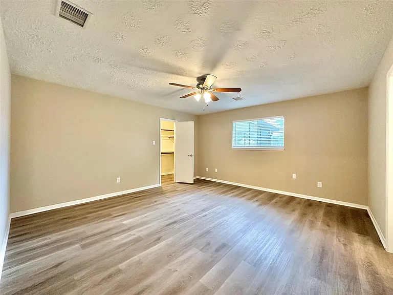 1514 Park Meadow Dr — Photo 8