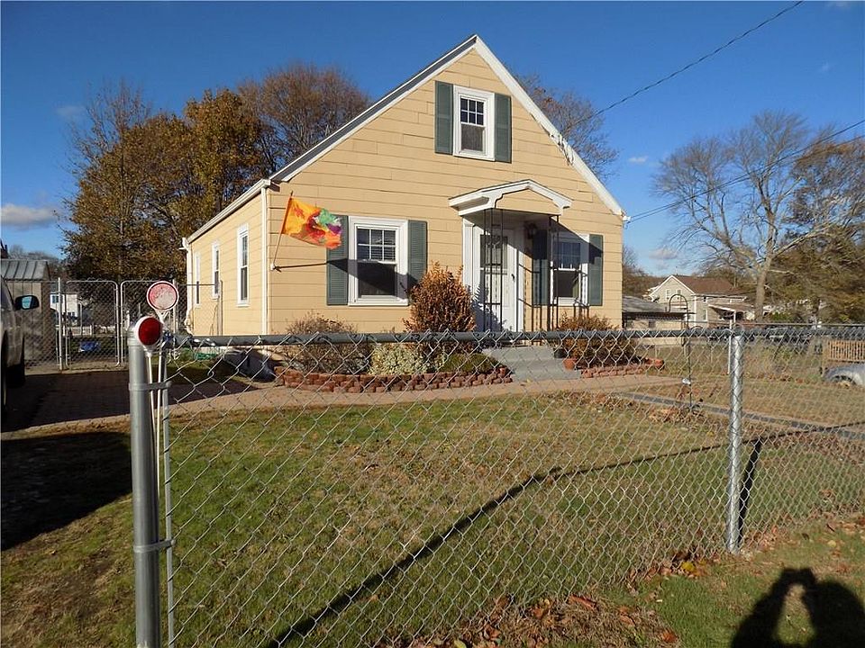 1st image of 25 Cedar St