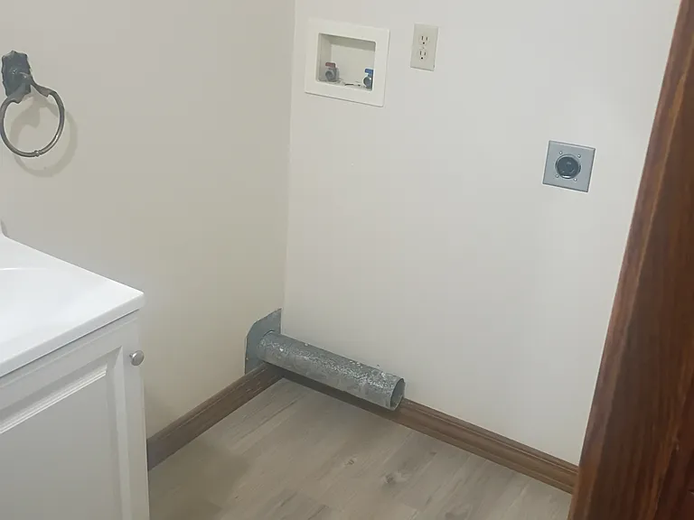723 Cliff Dr #1/2 — Photo 7