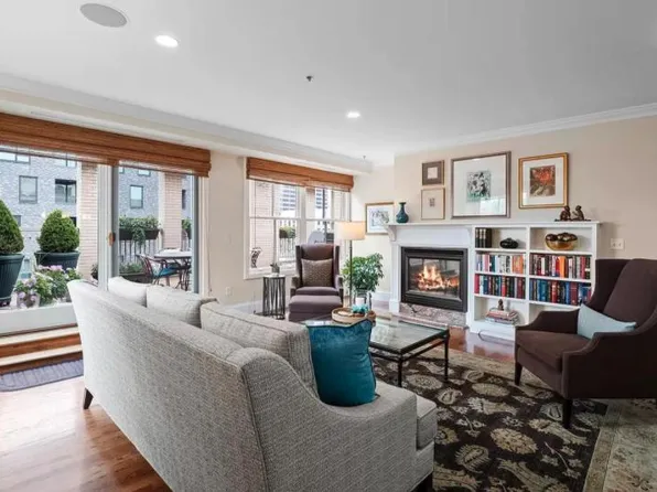 2063 Larimer St, Denver, CO 80205