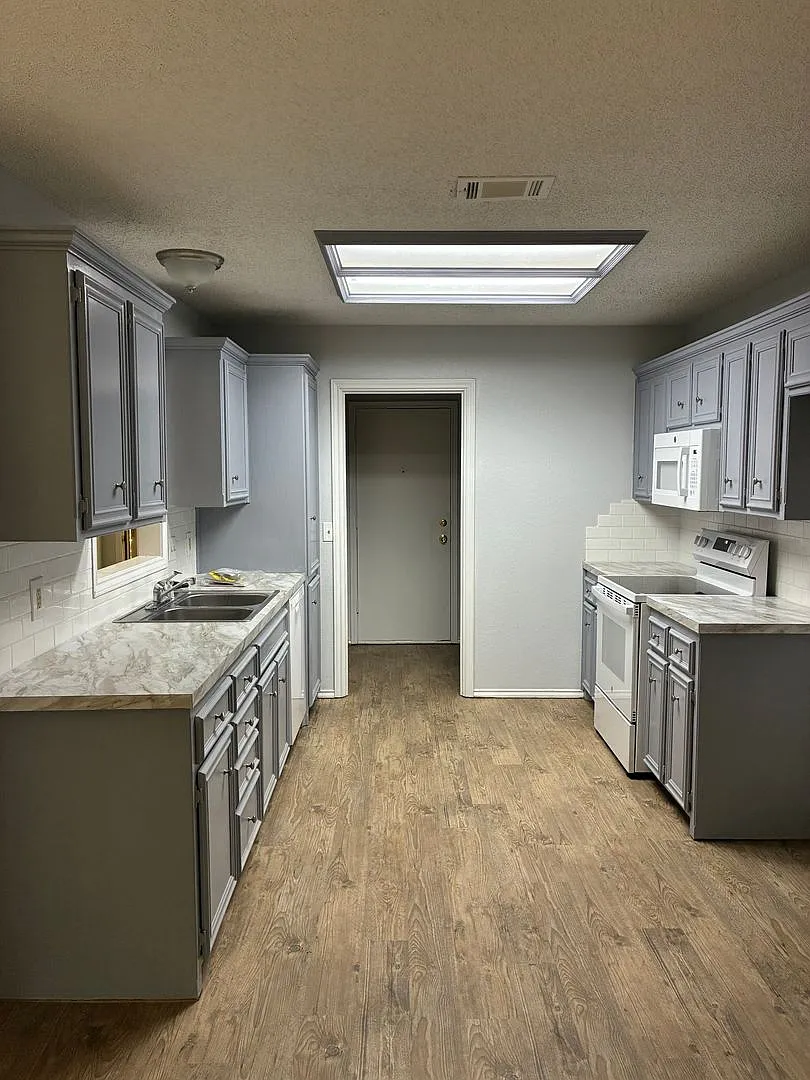 Price Improvement on this 4 bedroom — Photo 3