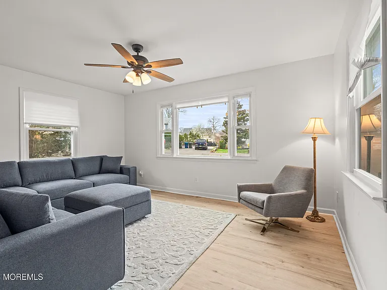 456 Harnell Ave — Photo 6