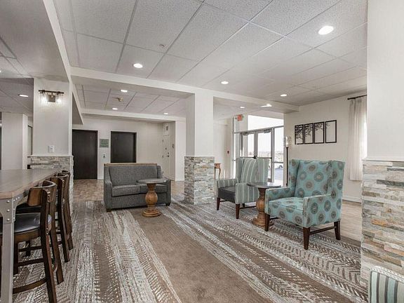 Building's Lounge
