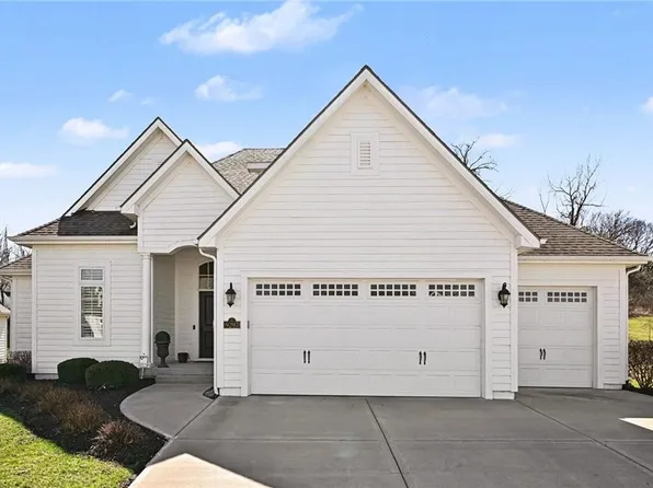 9297 Lime Stone Rd, Parkville, MO 64152