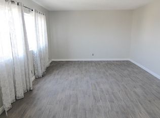 3247 W Century Blvd, Inglewood, CA 90303