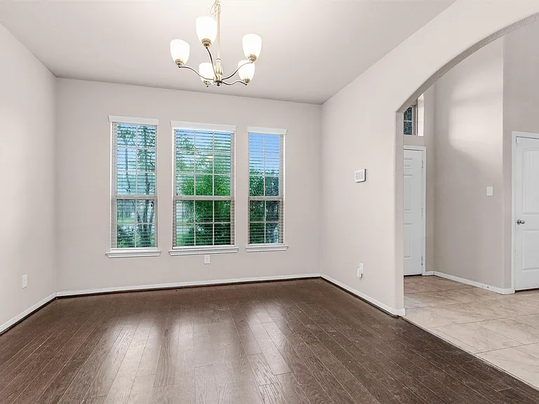 5340 Pointe Spring Xing — Photo 4