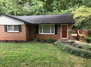 711 Dogwood Ln, Belmont, NC 28012