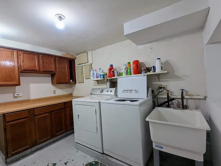 1458 W Belle Plaine Ave — Photo 29