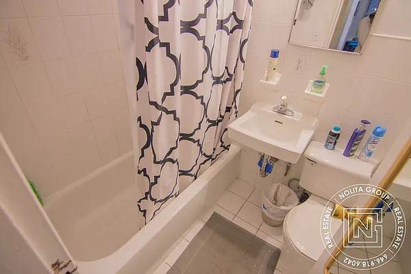 Rented by Nolita Group | media 12