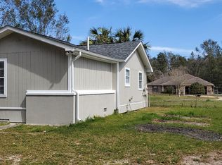 8061 Hilburn Rd, Pensacola, FL 32514