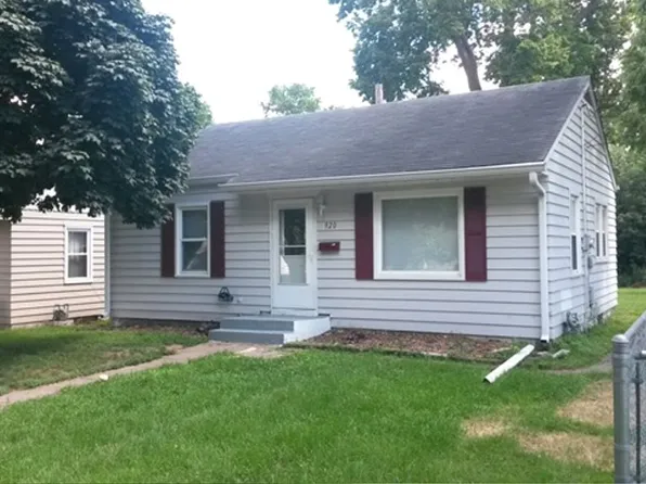 920 29th Ave, Rock Island, IL 61201