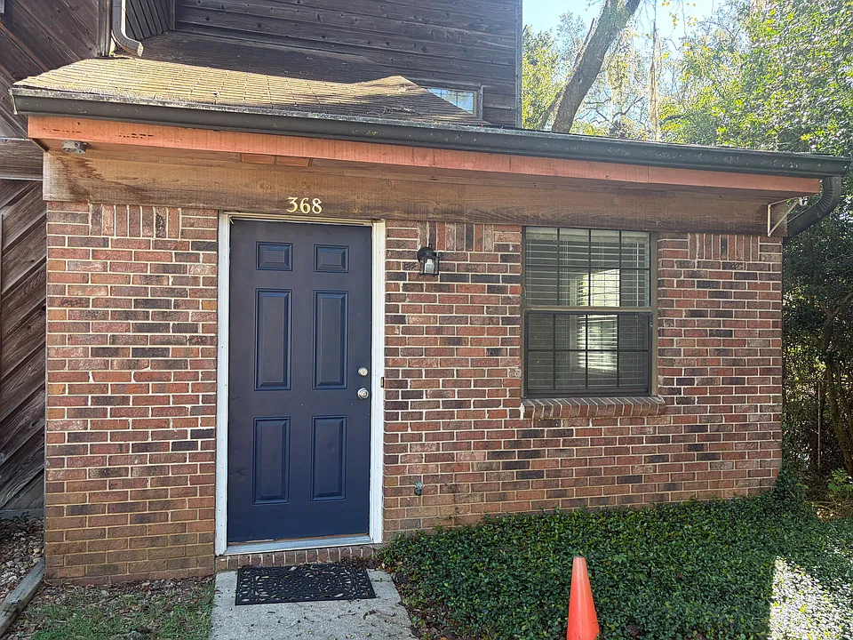 368 Hayden Rd
