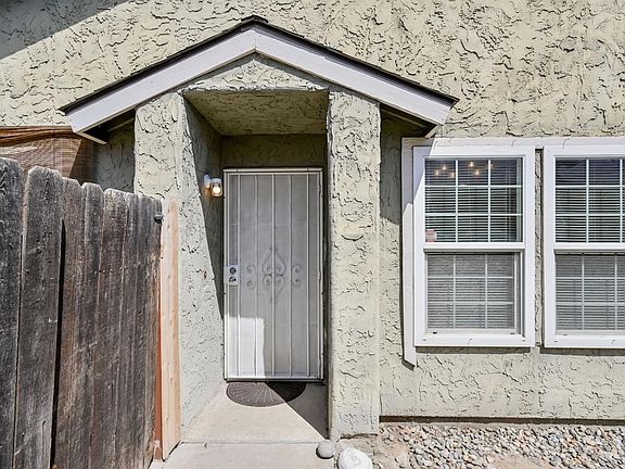 2nd image of 1524 E Sunnyview Ave