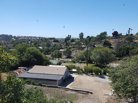 5th image of 334 Cobalt Dr