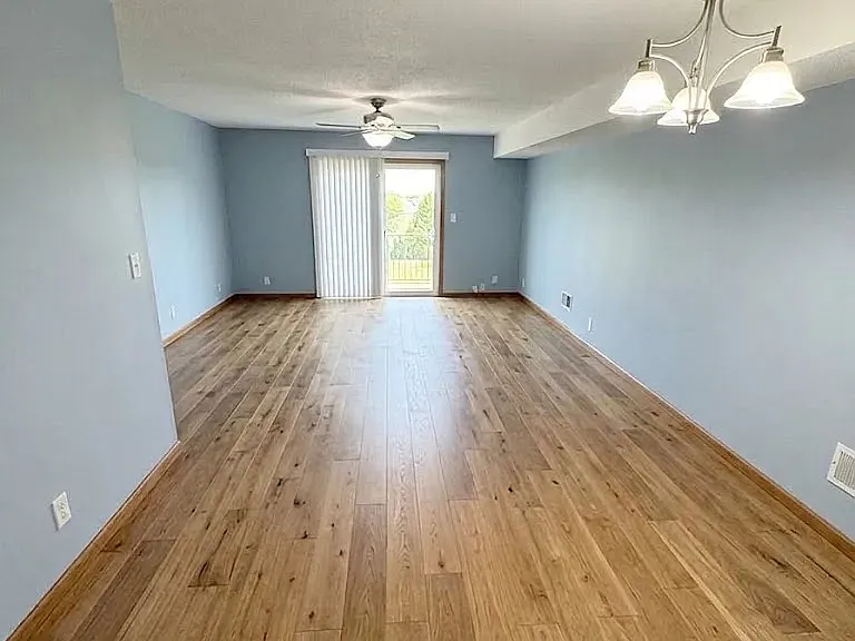 1240 Daleview Dr #1 — Photo 1