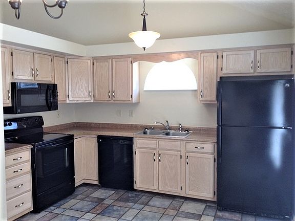 3rd image of 7379 Sterling Springs Way