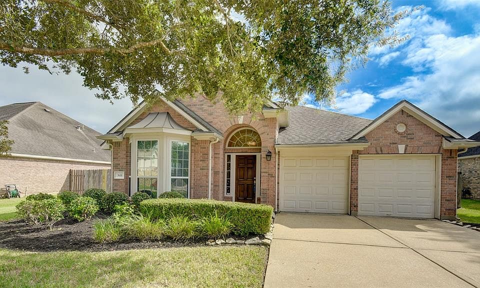 1st image of 3610 Hawkins Cir