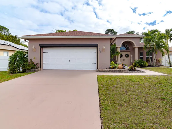 444 SE Evergreen Terrace, Port St Lucie, FL 34983
