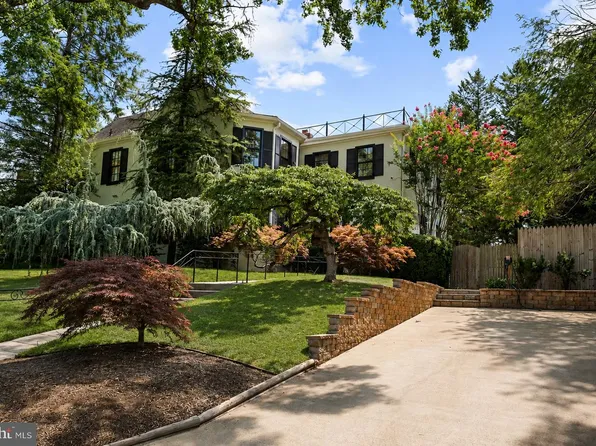 5305 Saratoga Ave, Chevy Chase, MD 20815