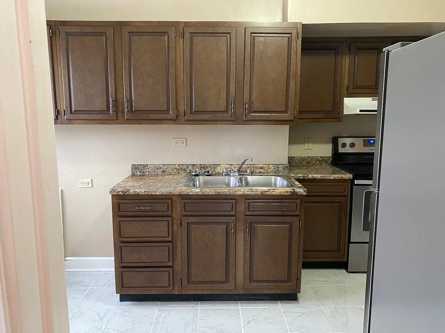 2 bed, $950 — Photo 3