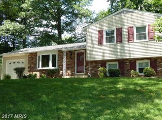 8526 Kentford Dr, Springfield, VA 22152