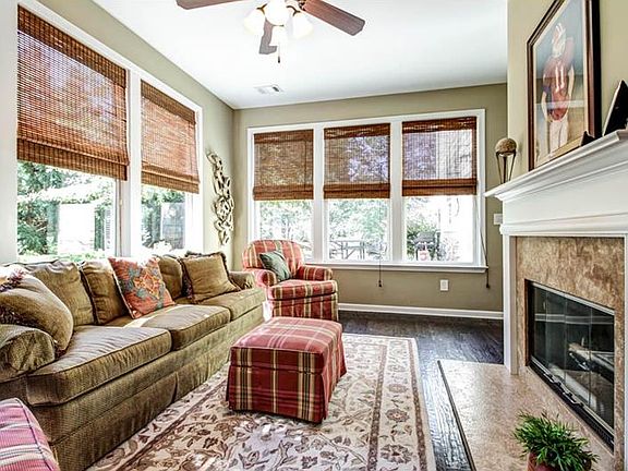 3rd image of 1247 King Springs Ct SE
