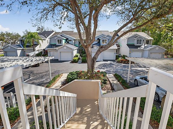 4th image of 2810 Citrus Lake Dr #U-201