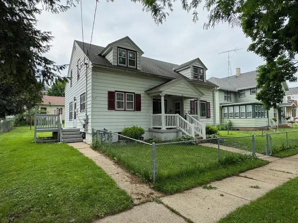 417 Edward STREET, Burlington, WI 53105