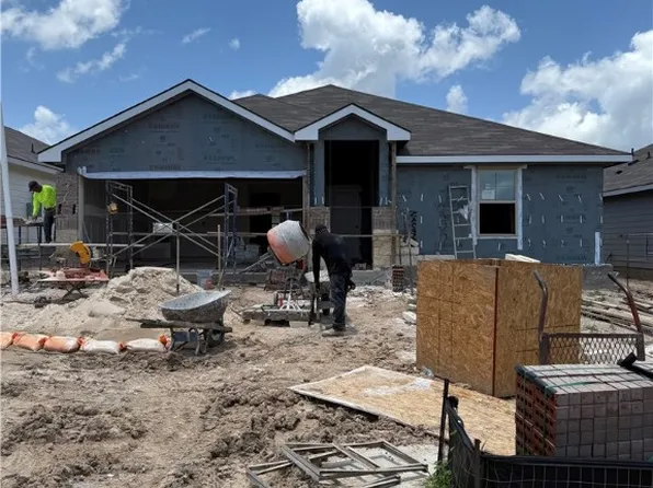 207 Rockbridge Dr, Huntsville, TX 77340