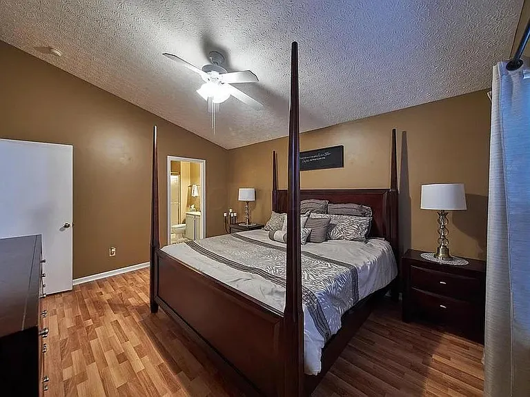 4132 Guston Pl — Photo 4