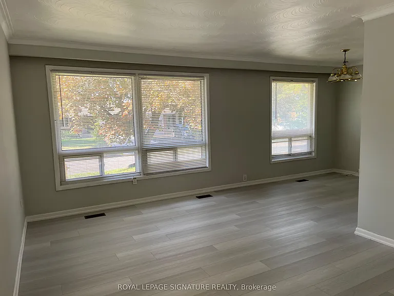 23 Allanford Rd — Photo 7