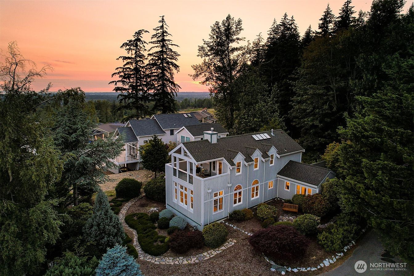 1st image of 4355 Gooding Avenue