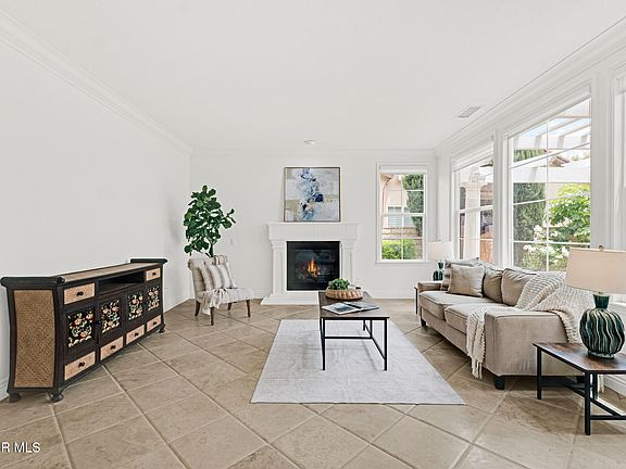4th image of 3188 Eaglewood Ave