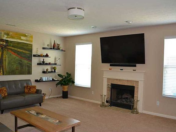 2nd image of 2930 Chalbury Dr