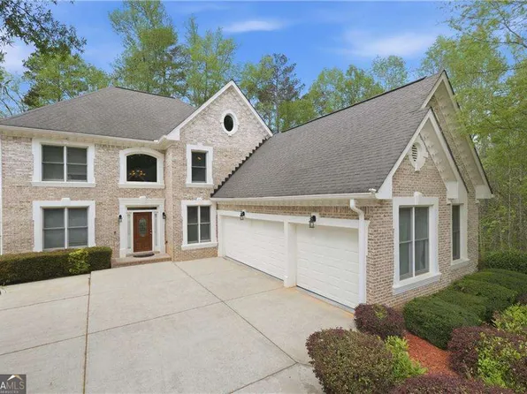 2981 Cadbury Trl, Snellville, GA 30039